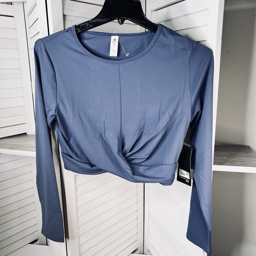 90 Degree By Reflex, Indigo Coast Long Sleeve Twist Front Crop Top, Size XL NWT.